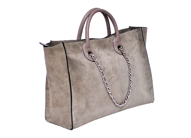 Tote bag with chain shoulder straps
