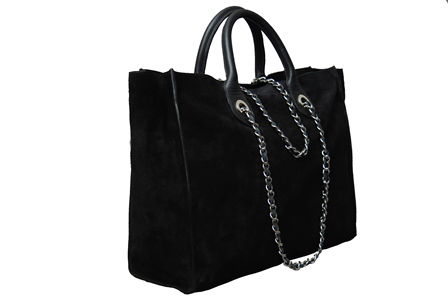 Tote bag with chain shoulder straps